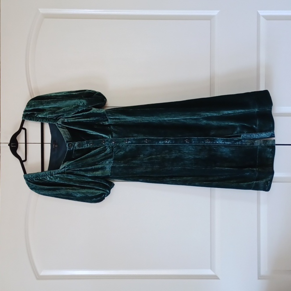 New NWOT J. Crew dark green Puff-sleeve velvet dress, sz 10 smoke free home